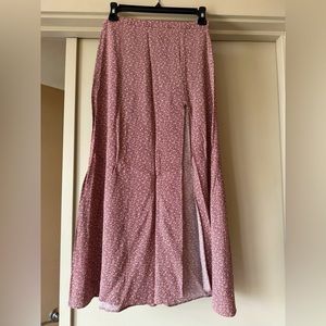 Aritzia Wilfred high slit salon skirt